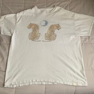 womens RSQ t shirt